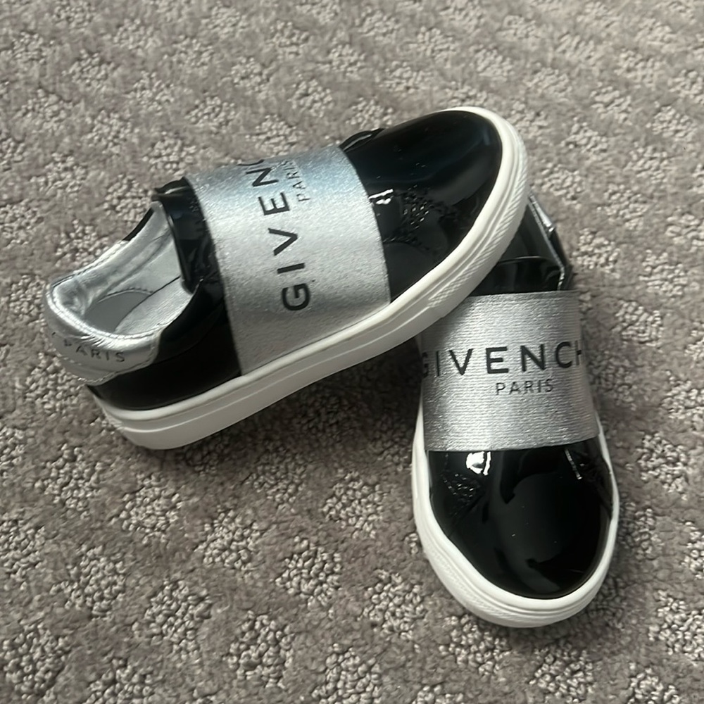 Toddler Givenchy slip on sneaker
